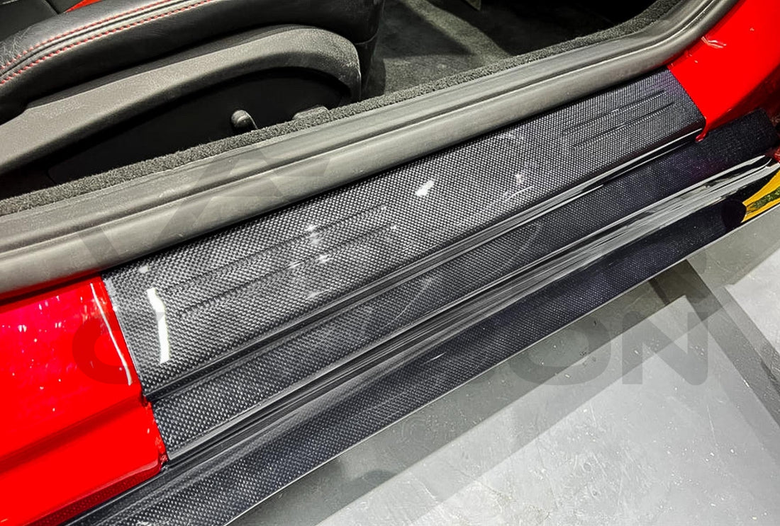 Carbon Fiber Door Step Sills Ferrari 812 Superfast / GTS (2018 UP)