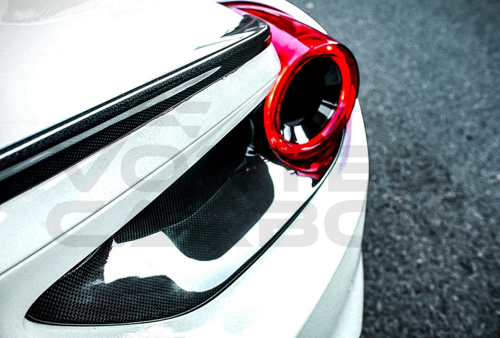 Carbon Fiber Taillight Vent Covers Ferrari 488 GTB/Spyder (2015 2020)