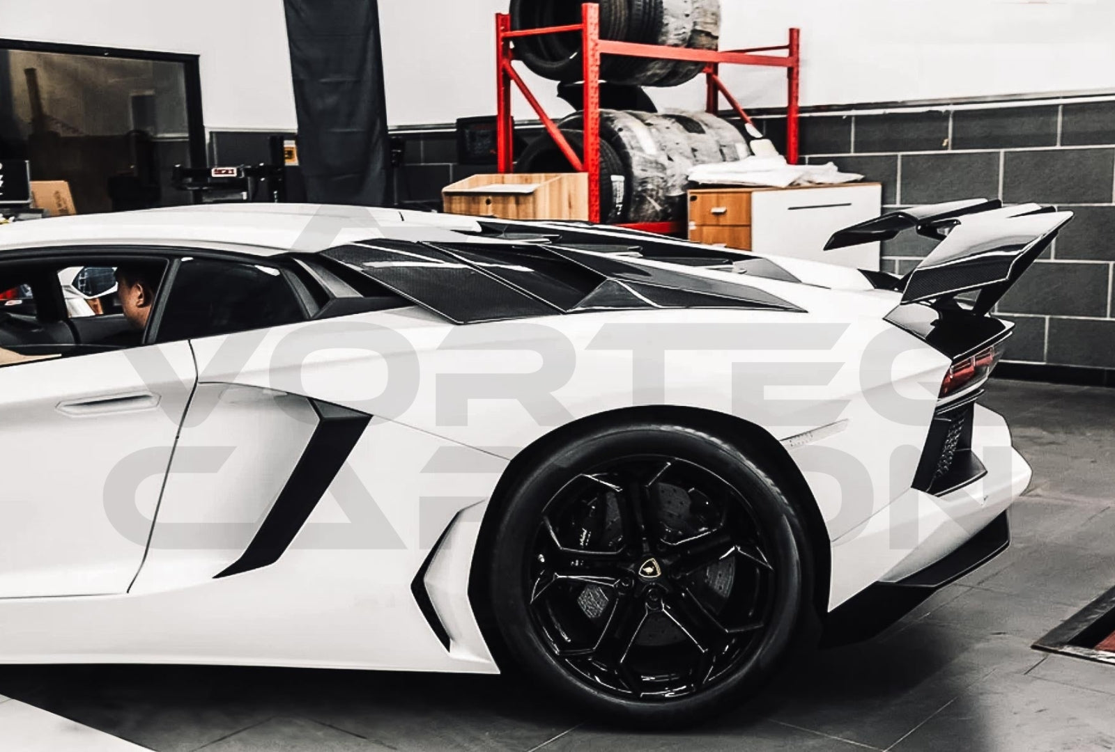 Carbon Fiber Upper Rear Side Scoops Lamborghini Aventador LP700 Coupe/Roadster (2011 2016).