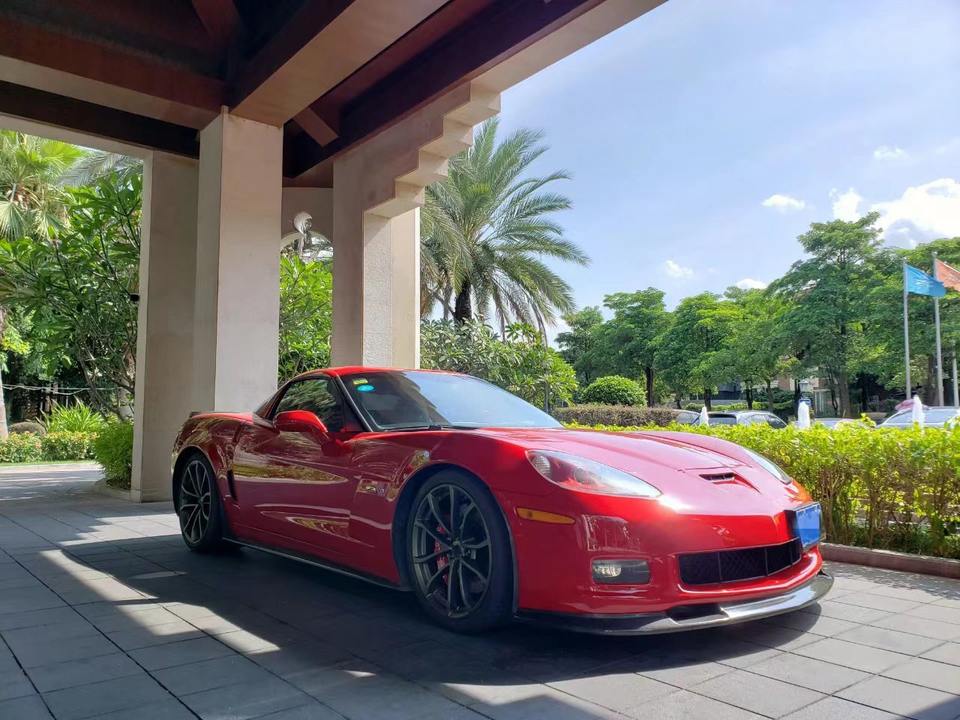 Carbon Fiber ZR1 Style Front Lip - Chevrolet Corvette C6 (2005-2013)