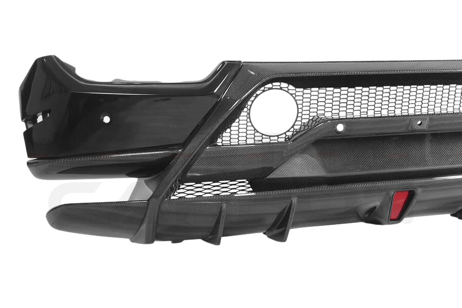 Lamborghini Huracan LP610/LP580 Performante Style Partial Carbon Rear Bumper