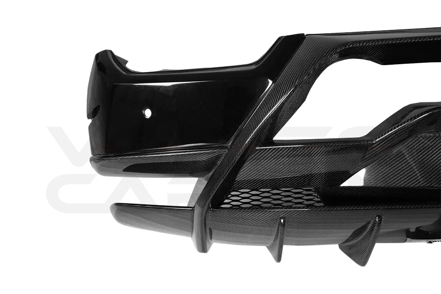 Lamborghini Huracan LP610/LP580 Performante Style Partial Carbon Rear Bumper