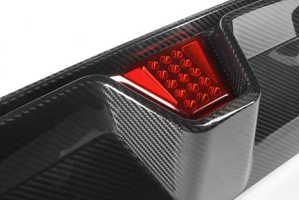 Carbon Fiber F1 Light LED Rear Diffuser - BMW F90 M5