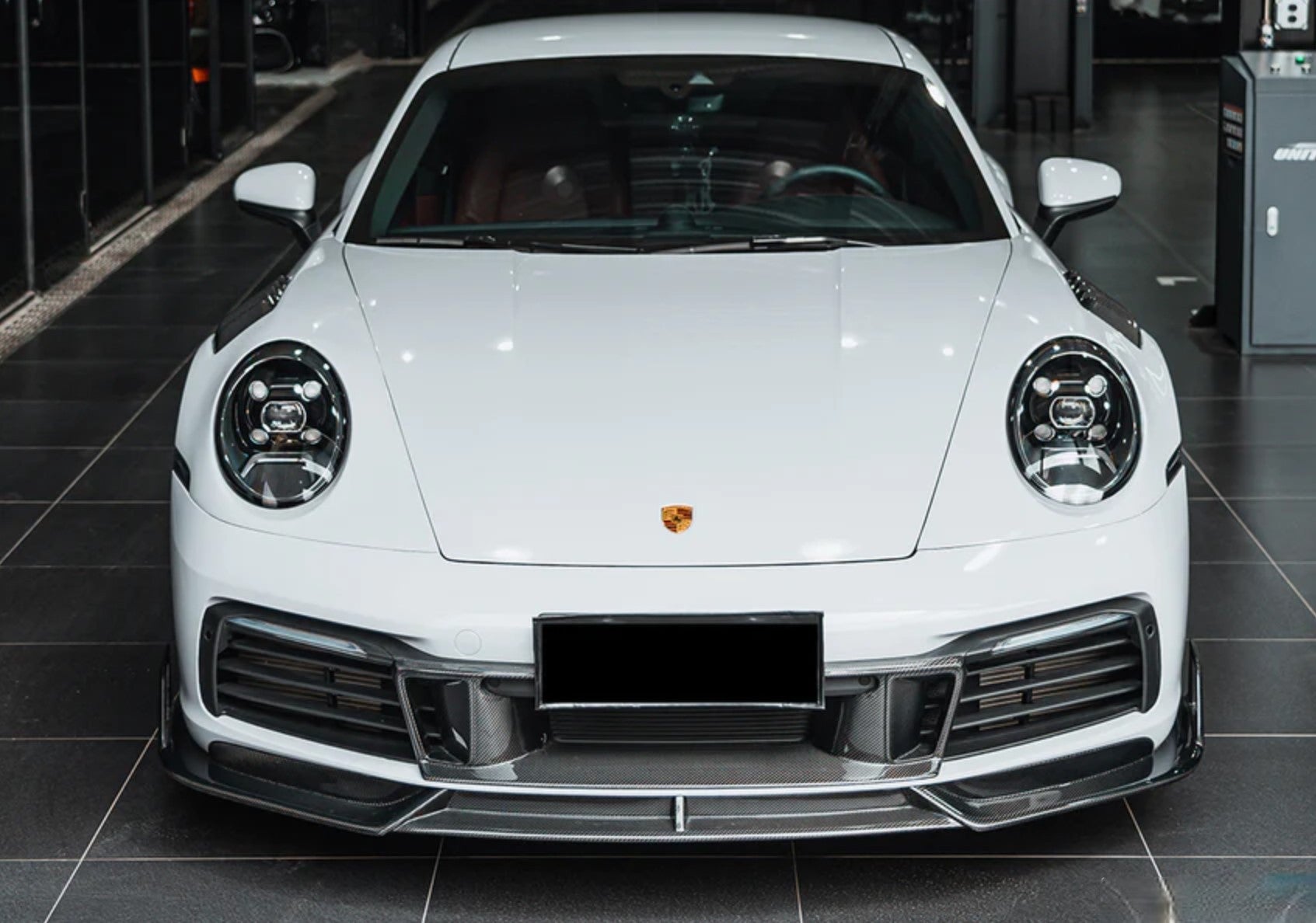 Carbon Fiber Front Middle Grille - Porsche 911 992.1 Carrera (2019-2023)