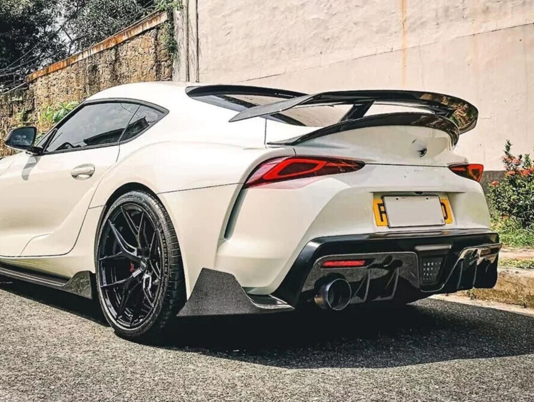 Carbon Fiber Rear Canard Splitters - Toyota Supra A90 A91