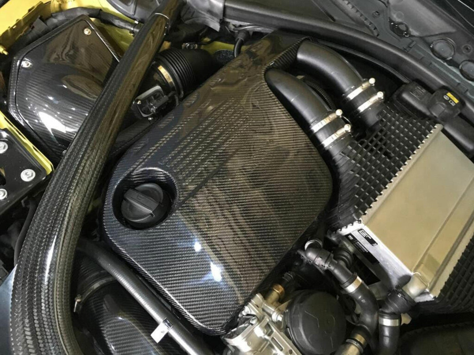 Carbon Fiber Engine Cover - BMW F80 M3 / F82 F83 M4