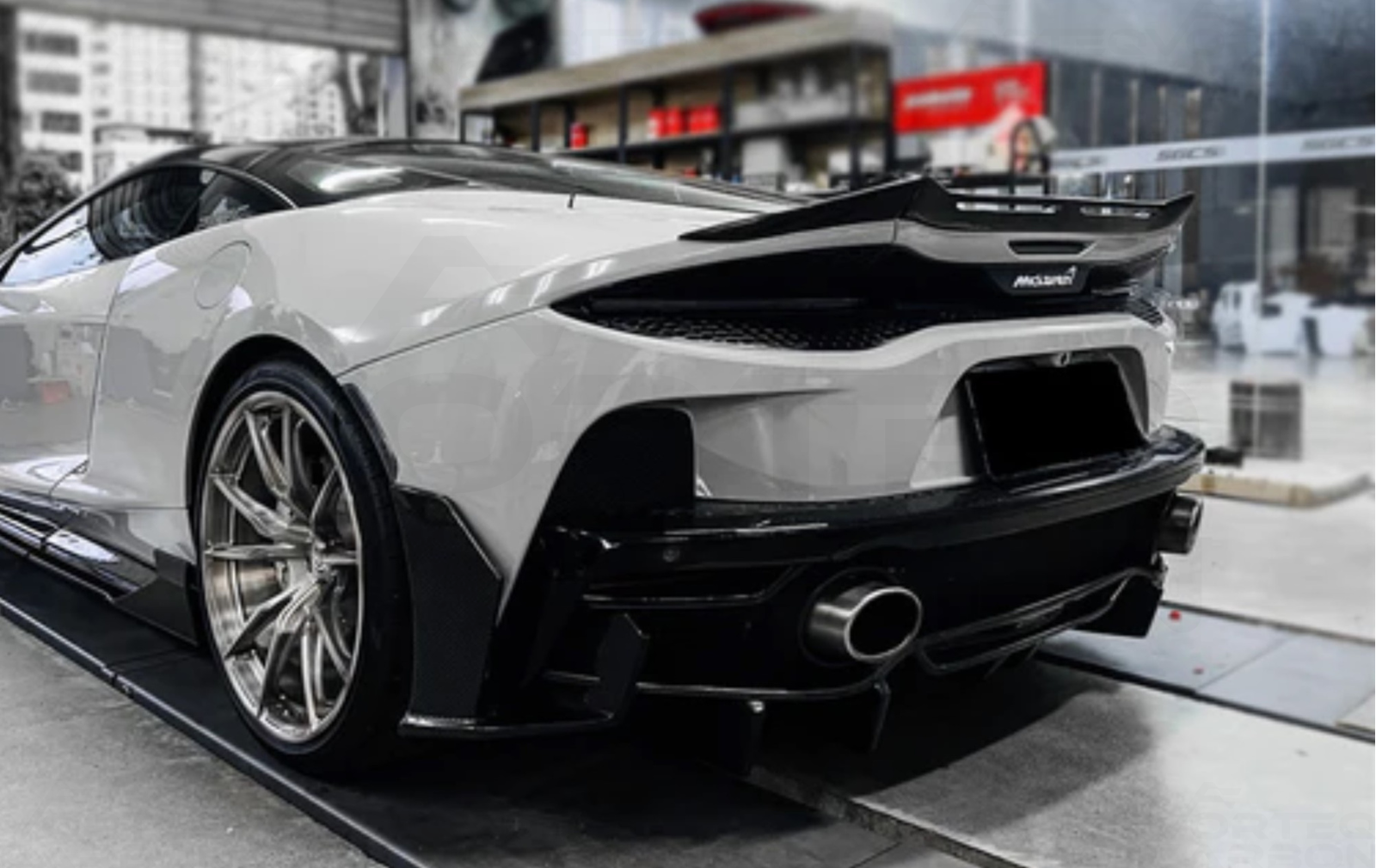 vorteq carbon fiber mclaren gt wp style rear diffuser