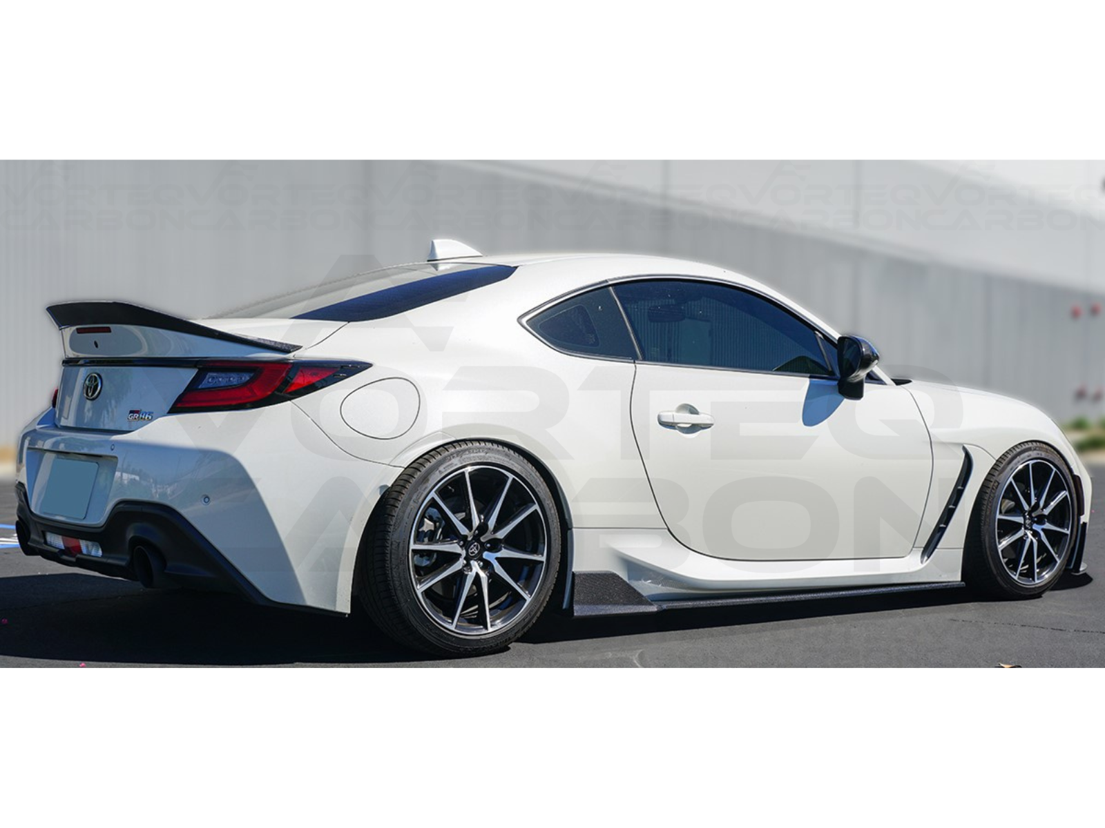 Carbon Fiber R Style Side Skirts - Toyota GR86 / Subaru BRZ (ZN8/ZD8)