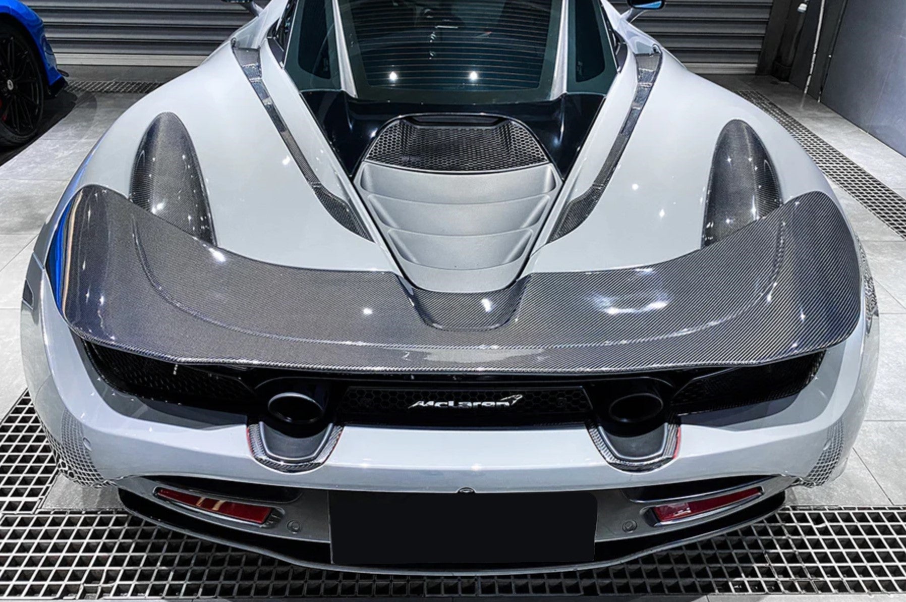 Carbon Fiber Rear Bumper Exhaust Valance - McLaren 720S