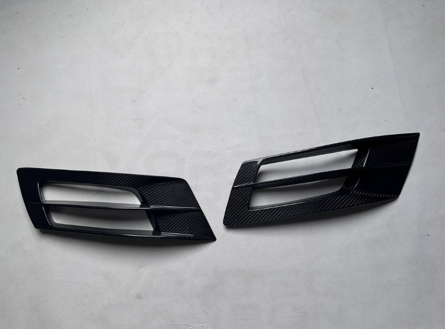 Carbon Fiber B Style Rear Vent Trim - Porsche 992 911 Turbo S (2019-2022)
