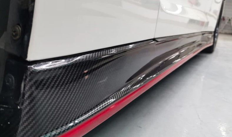 Carbon Fiber Nismo V Style Side Skirts - Nissan R35 GTR (2008-2016)