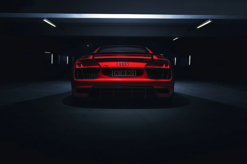AUDI R8