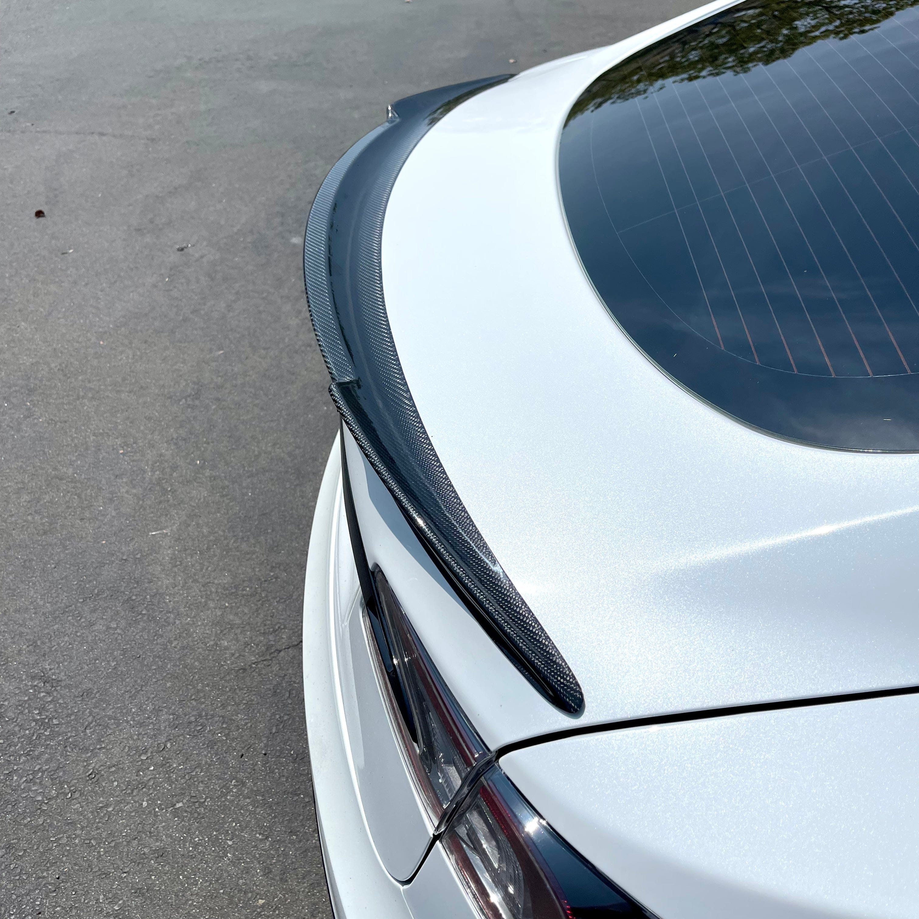 Carbon Fiber Trunk Spoiler V Style - Tesla Model S