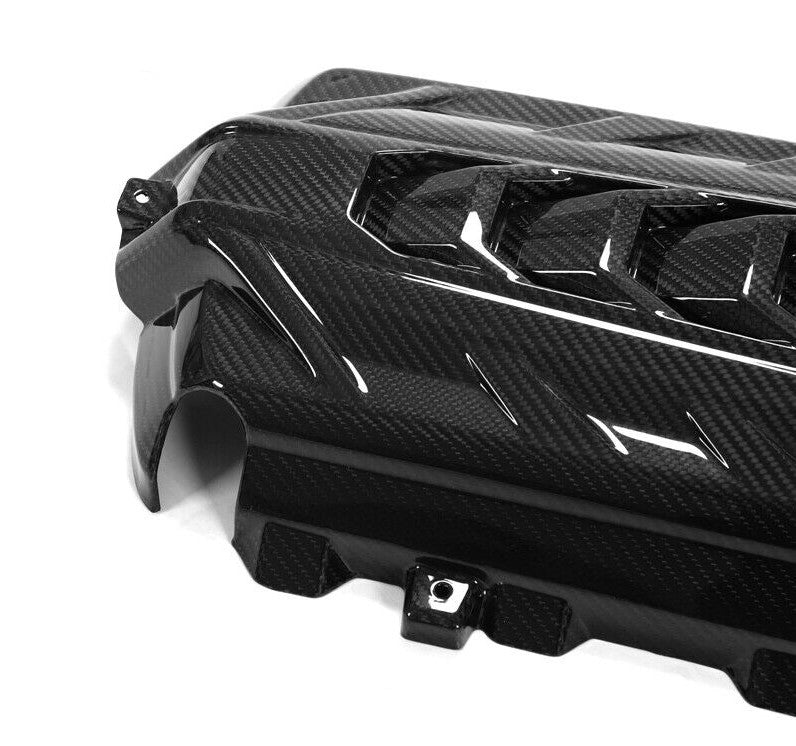 Dry Carbon Fiber Engine Cover - Chevrolet Corvette C8 Stingray