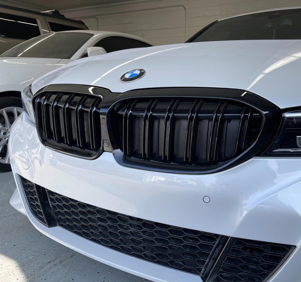 Gloss Black Front Kidney Grilles (Dual Slat) - BMW G20