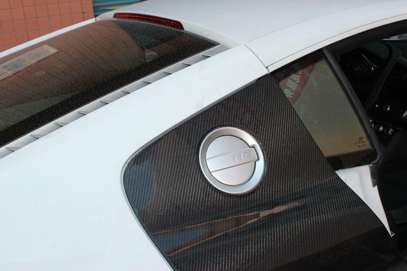 Carbon Fiber Side Panel Door Vents - Audi R8 (1st Gen)