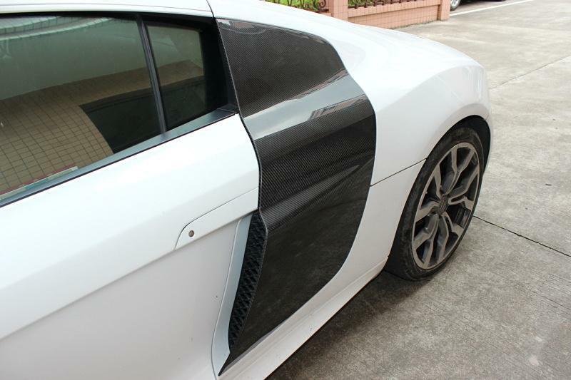 Carbon Fiber Side Panel Door Vents - Audi R8 (1st Gen)
