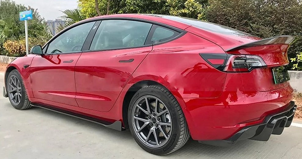Carbon Fiber Side Skirts - Tesla Model 3